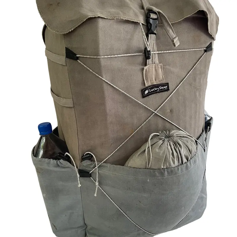 Canvas hiking backpack, 65 liters, 32 ounces, no plastic